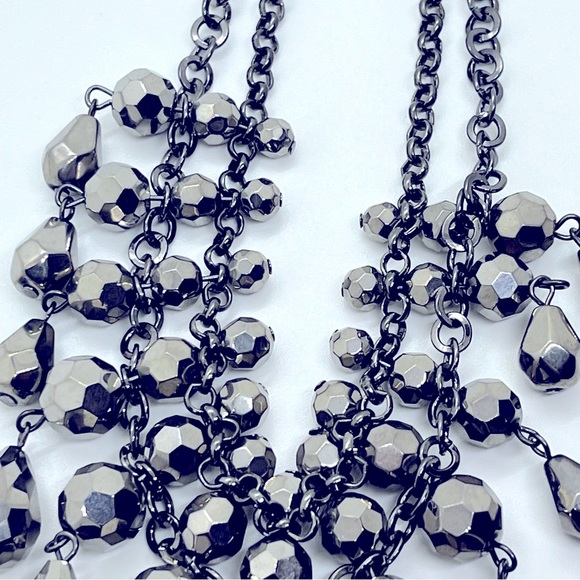 NWOT 18’ Silver Tone Faceted Glass Chunky Bead Statement Necklace Smokey Chain - Picture 3 of 11